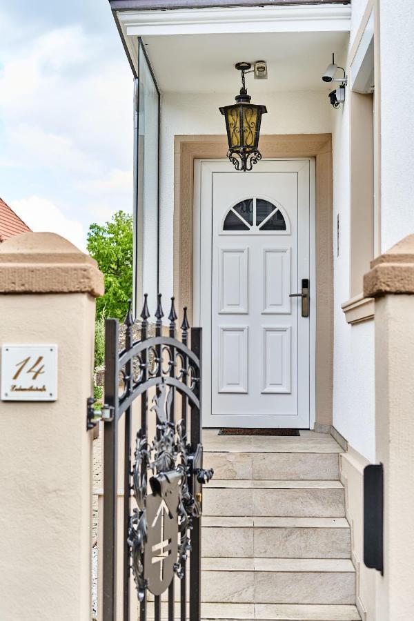 Primera Villa Singen Exteriör bild