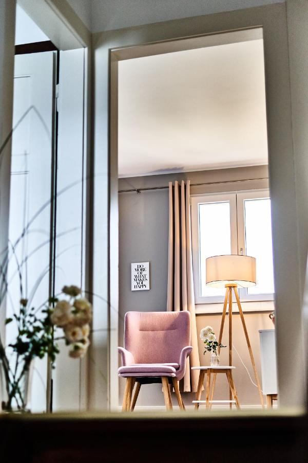 Primera Villa Singen Exteriör bild